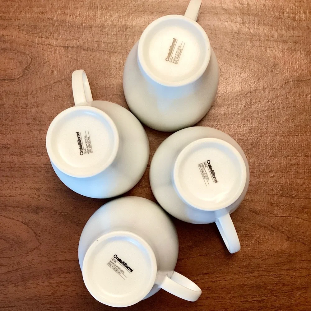 CRATE & BARREL Nova Mugs